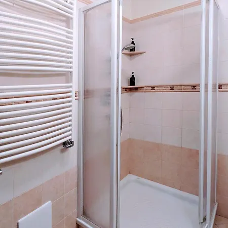 Apartment Lg - Modern Alpine Comfort Livigno